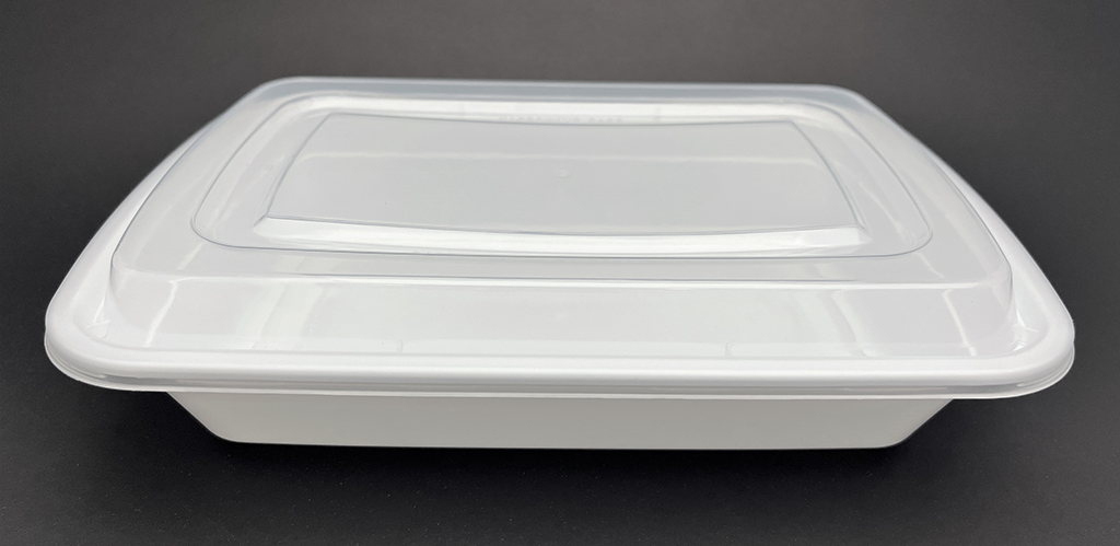Closed lid view of T32 white color rectangular container